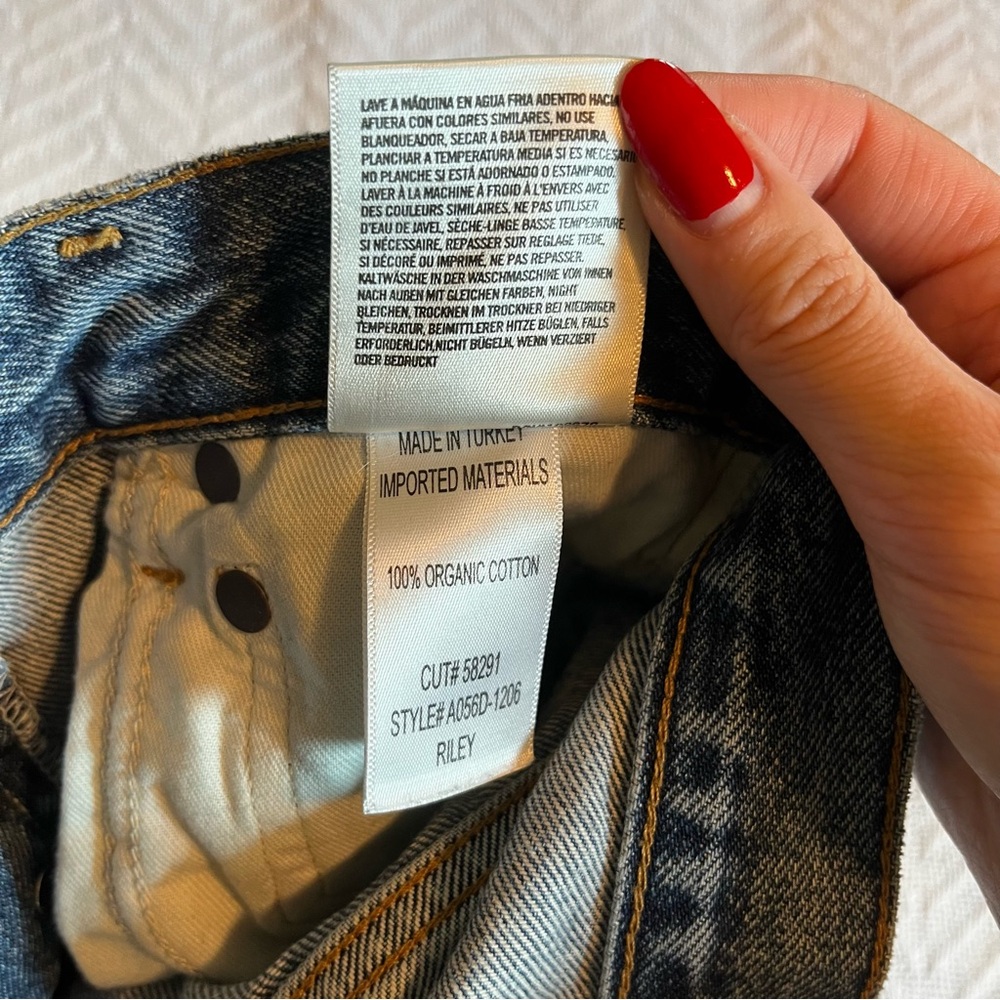 Agolde Riley High Rise Straight Jeans in Endless (size 23) - Picture 5 of 6